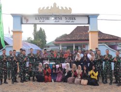 Kades Subik, bersama TNI Manunggal bagi -bagi Takjil