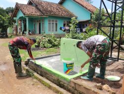 Anggota Satgas TMMD ke 123 Kodim 0412/LU Lakukan Pengecekan Leneng Gorong-gorong dan Lantai Sumur Bor