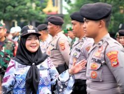 Walikota Bandar Lampung Hj. Eva Dwiana Memimpin Apel Gelar Pasukan Operasi Ketupat Krakatau 2025