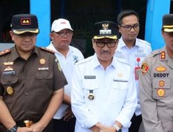 BUPATI LAMPUNG UTARA BERSAMA FORKOPIMDA TINJAU POS PELAYANAN ARUS MUDIK IDUL FITRI 2025