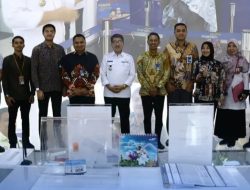 Bupati Lampung Utara Tinjau Penyaluran Bantuan PKH dan BPNT di Bank Mandiri Kotabumi
