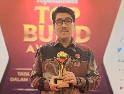 Bupati Lampung Utara Hamartoni Ahadis Terima Penghargaan TOP Pembina BUMD 2025