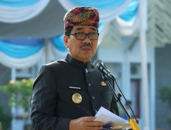 PERINGATAN HARI PENDIDIKAN NASIONAL TAHUN 2025, BUPATI LAMPUNG UTARA PIMPIN UPACARA