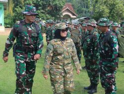 Bupati Lamtim Ela Siti Nuryamah pimpim upacara dalam pembukaan kegiatan TNI (TMMD) ke- ke-124