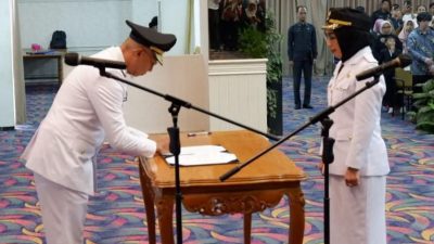 Sekda Lampung Utara Drs. Lekok, M.M., Hadiri Pelantikan Bupati Way Kanan