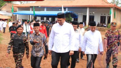 BUPATI OKU SELATAN HADIRI PENGAJIAN DAN HAUL AKBAR DI BUAY PEMACA
