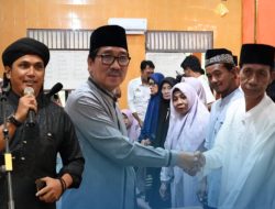 Bupati Lampura H.Hamartoni Ahadis lakukan Safari Ramadhan perdana ke Abung Pekurun