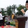 Bupati Lampung Utara Sholat Idul Fitri Bersama Masyarakat di Stadion Sukung Kotabumi