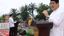 Bupati Lampung Utara Sholat Idul Fitri Bersama Masyarakat di Stadion Sukung Kotabumi