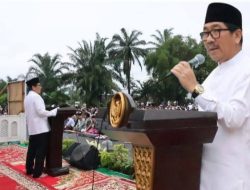 Bupati Lampung Utara Sholat Idul Fitri Bersama Masyarakat di Stadion Sukung Kotabumi