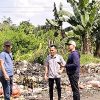 Respons Keluhan Warga, DLH Lampura Kerahkan Alat Berat Bersihkan Tumpukan Sampah di Kotabumi Ilir