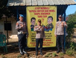Tingkatkan Kesadaran Hukum,Polsek Tanjung Raja Pasang Banner Larangan membeli Kendaraan Bodong