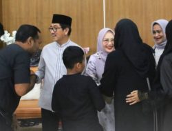 Bupati Lampung Utara Gelar Open House, Pererat Silaturahmi dengan Warga