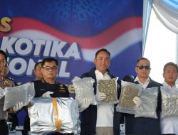 BNN RI GAGALKAN PENYELUNDUPAN   3,37 TON KUNCUP BUNGA CANNABINOID  BERKEDOK IMPOR BARANG