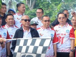 Wakil Bupati Romli Lepas Lomba Gerak Jalan