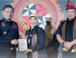 Pemkab Lampung Utara Raih Penghargaan Bea Cukai