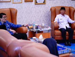 Jelang HUT ke-81, PMI Lampura Sambangi Bupati Hamartoni